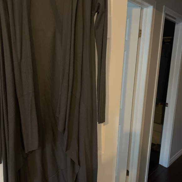 Cardigan - Picture 3 of 3